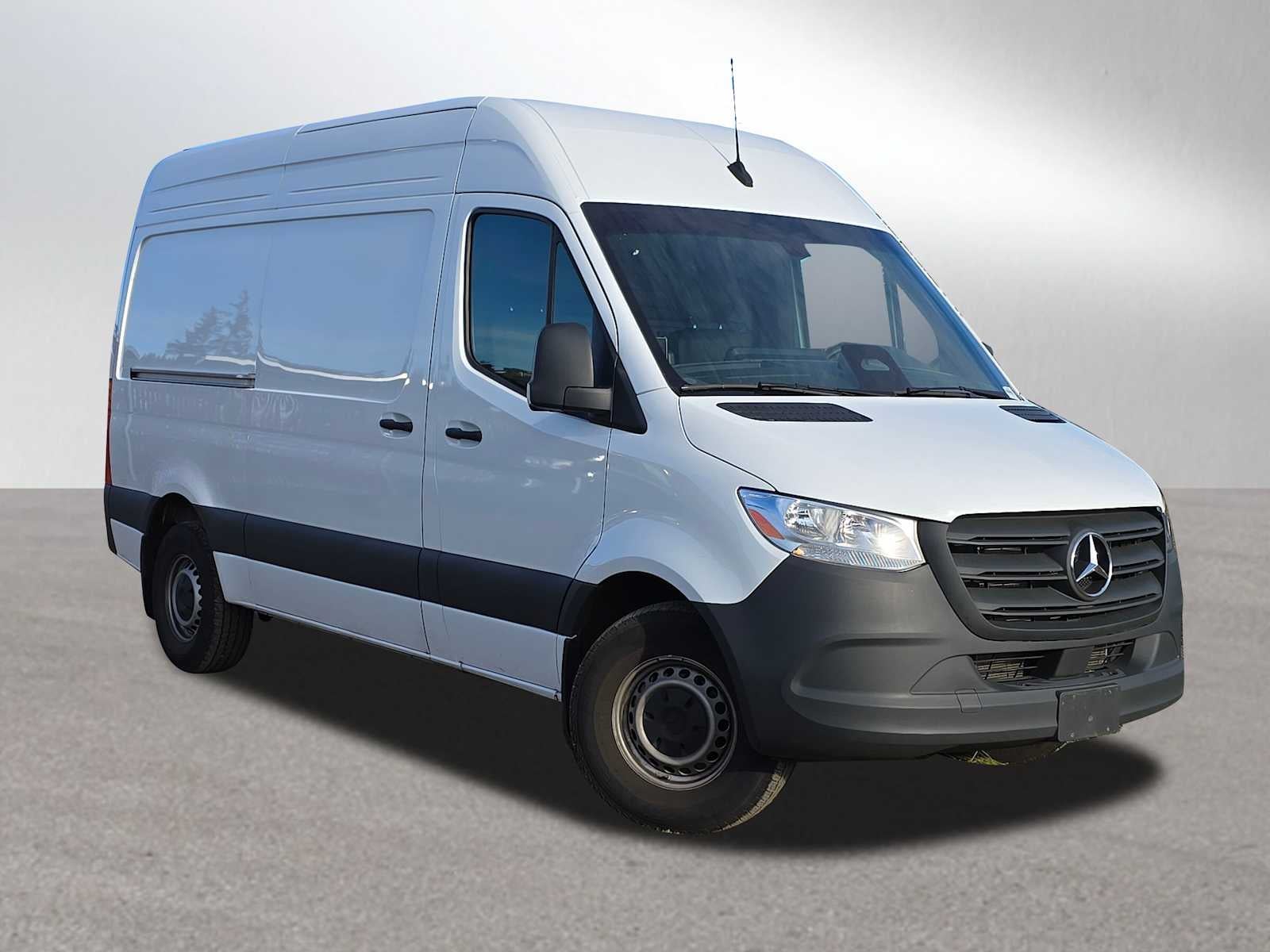 2025 Mercedes-Benz Sprinter 2500 Standard Roof I4 Diesel 144" RWD
