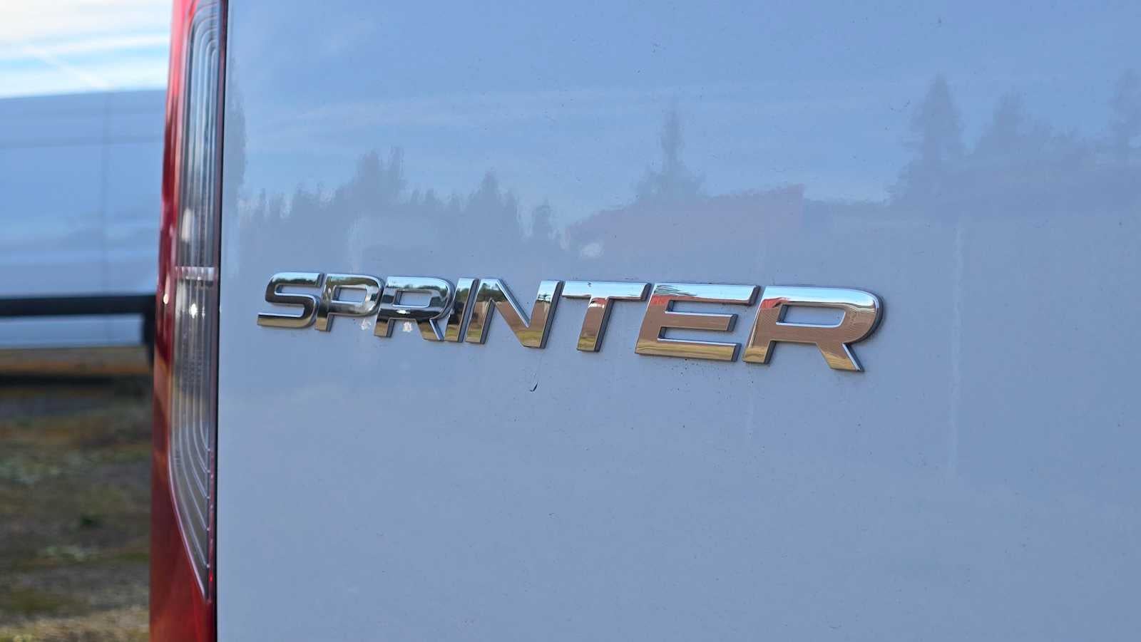 2025 Mercedes-Benz Sprinter 2500 Standard Roof I4 Diesel 144" RWD