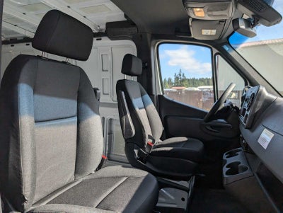 2025 Mercedes-Benz Sprinter 2500 Standard Roof I4 Diesel 144" RWD