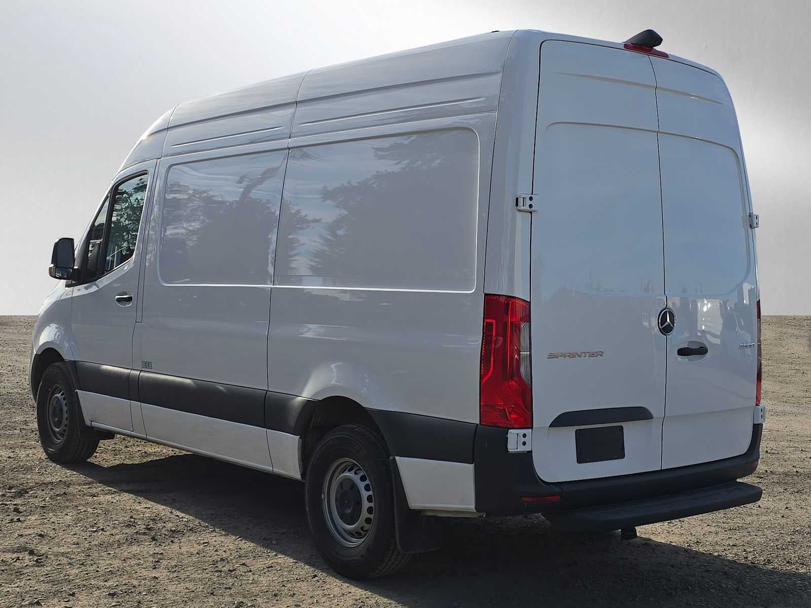 2025 Mercedes-Benz Sprinter 2500 Standard Roof I4 Diesel 144" RWD