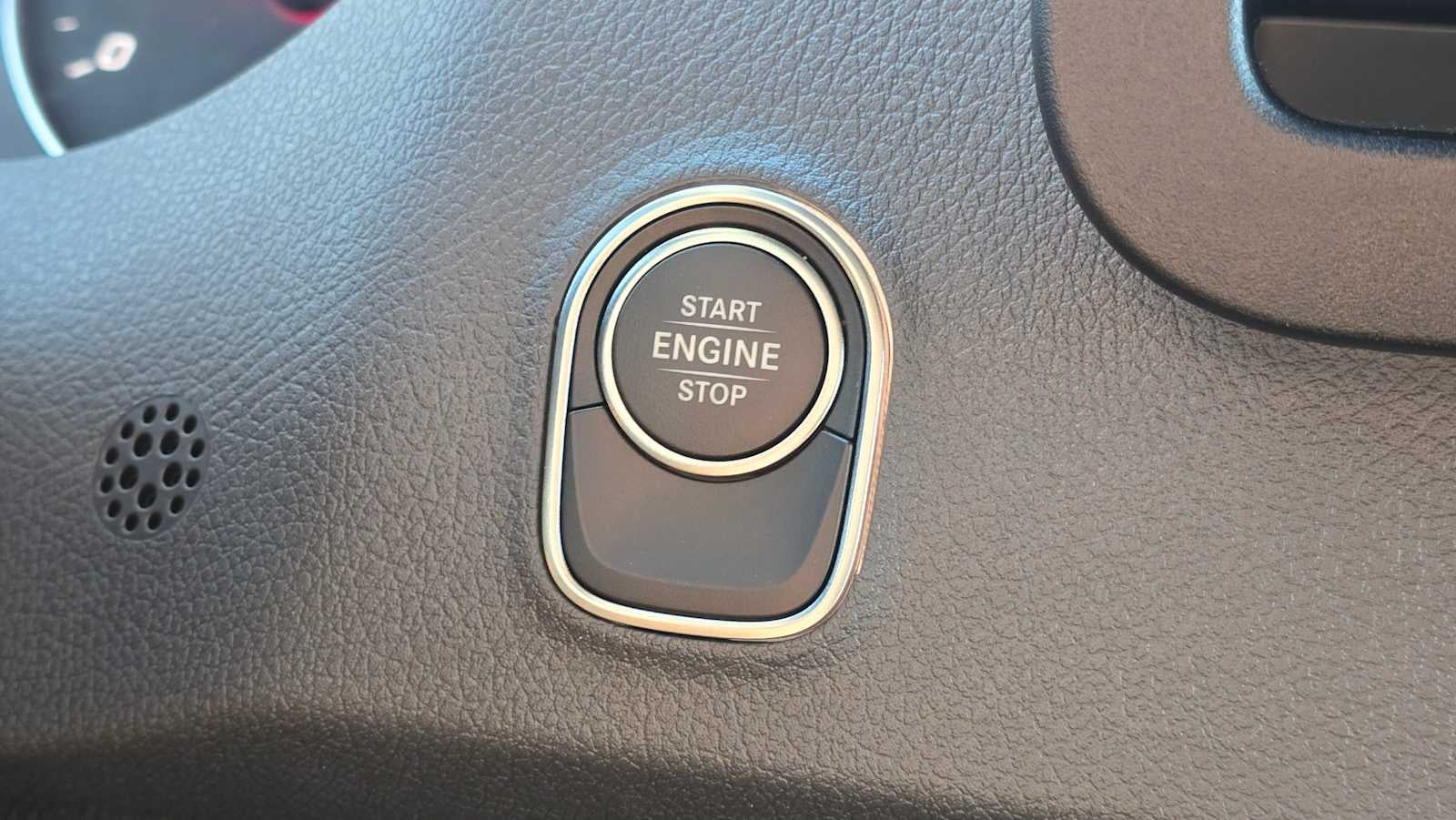 2025 Mercedes-Benz Sprinter 2500 Standard Roof I4 Diesel 144" RWD