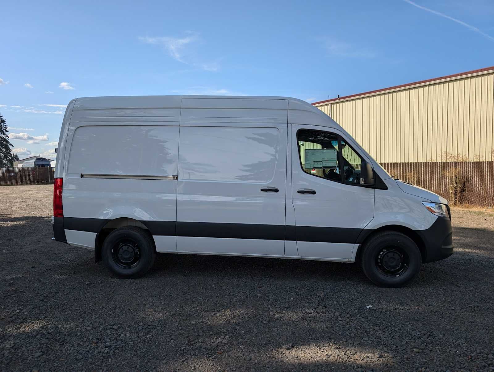 2025 Mercedes-Benz Sprinter 2500 Standard Roof I4 Diesel 144" RWD