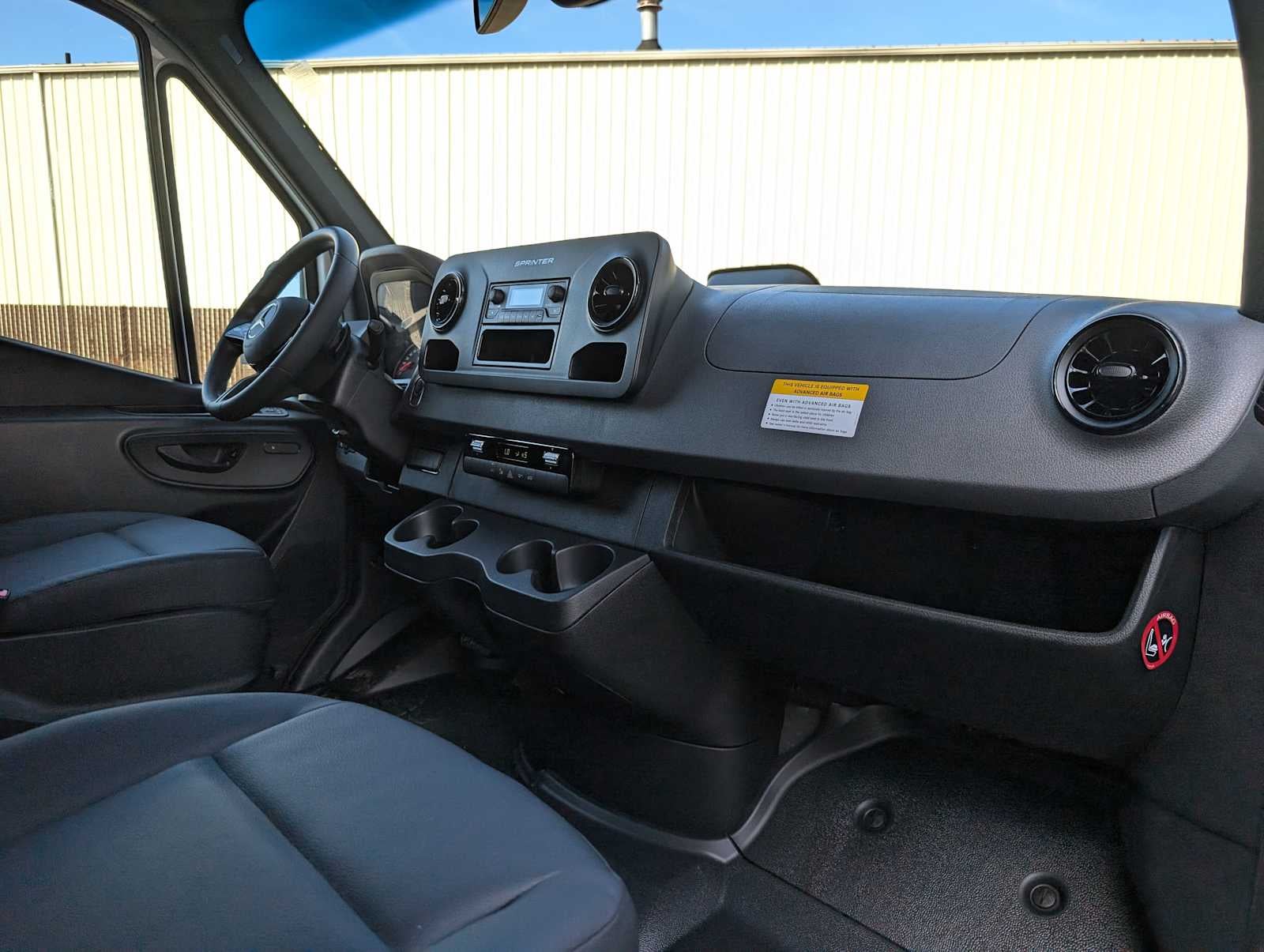 2025 Mercedes-Benz Sprinter 2500 Standard Roof I4 Diesel 144" RWD