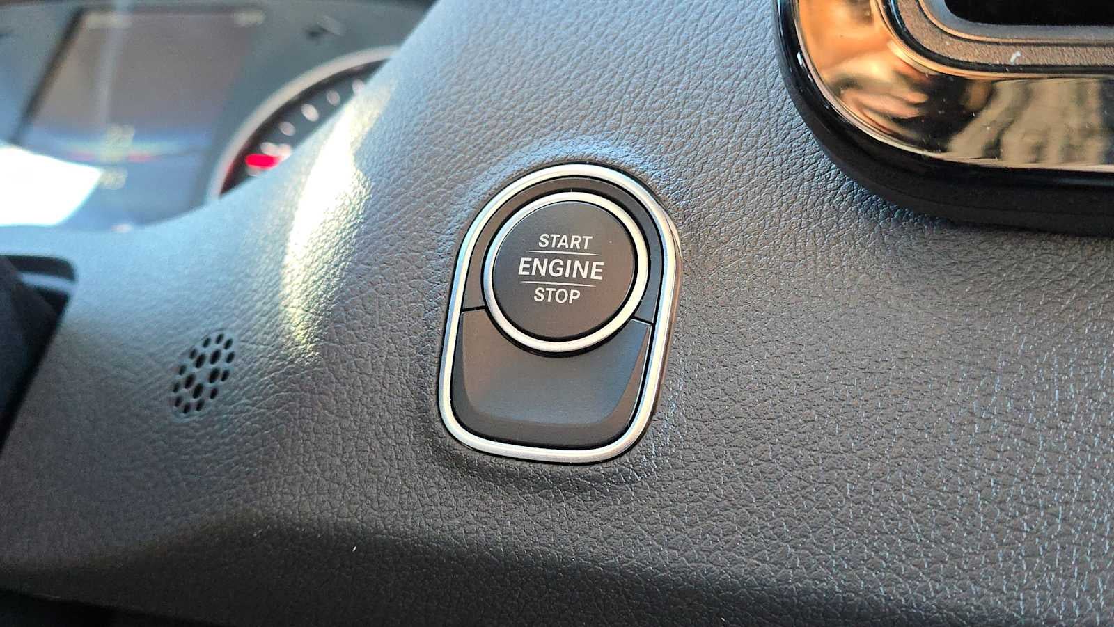 2025 Mercedes-Benz Sprinter 2500 Standard Roof I4 Diesel 144" RWD