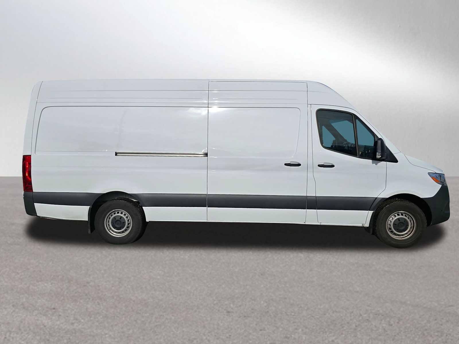2025 Mercedes-Benz Sprinter 2500 Standard Roof I4 Diesel 144" RWD