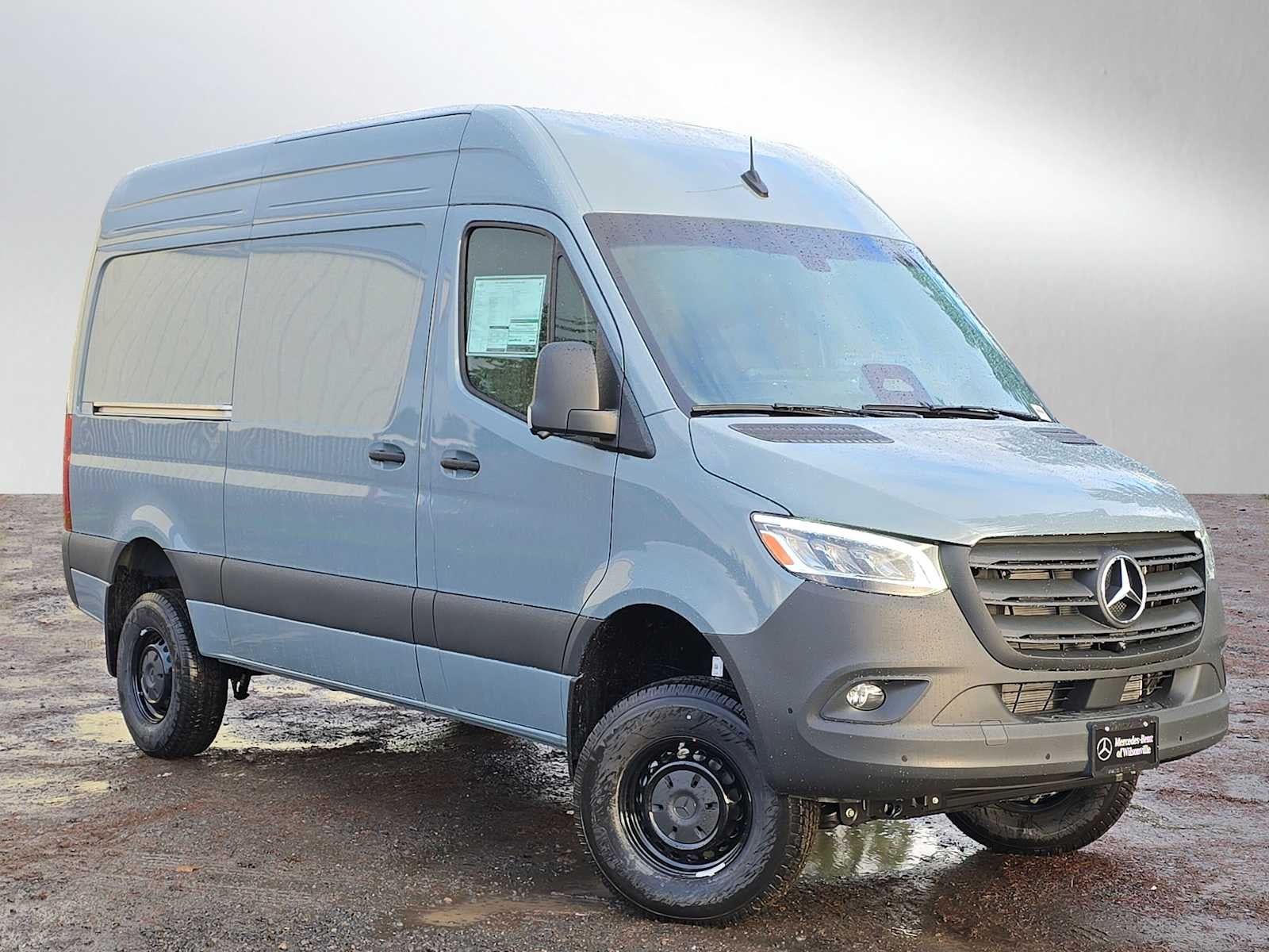 2026 Mercedes-Benz Sprinter 2500 Standard Roof I4 Diesel HO 144" AWD