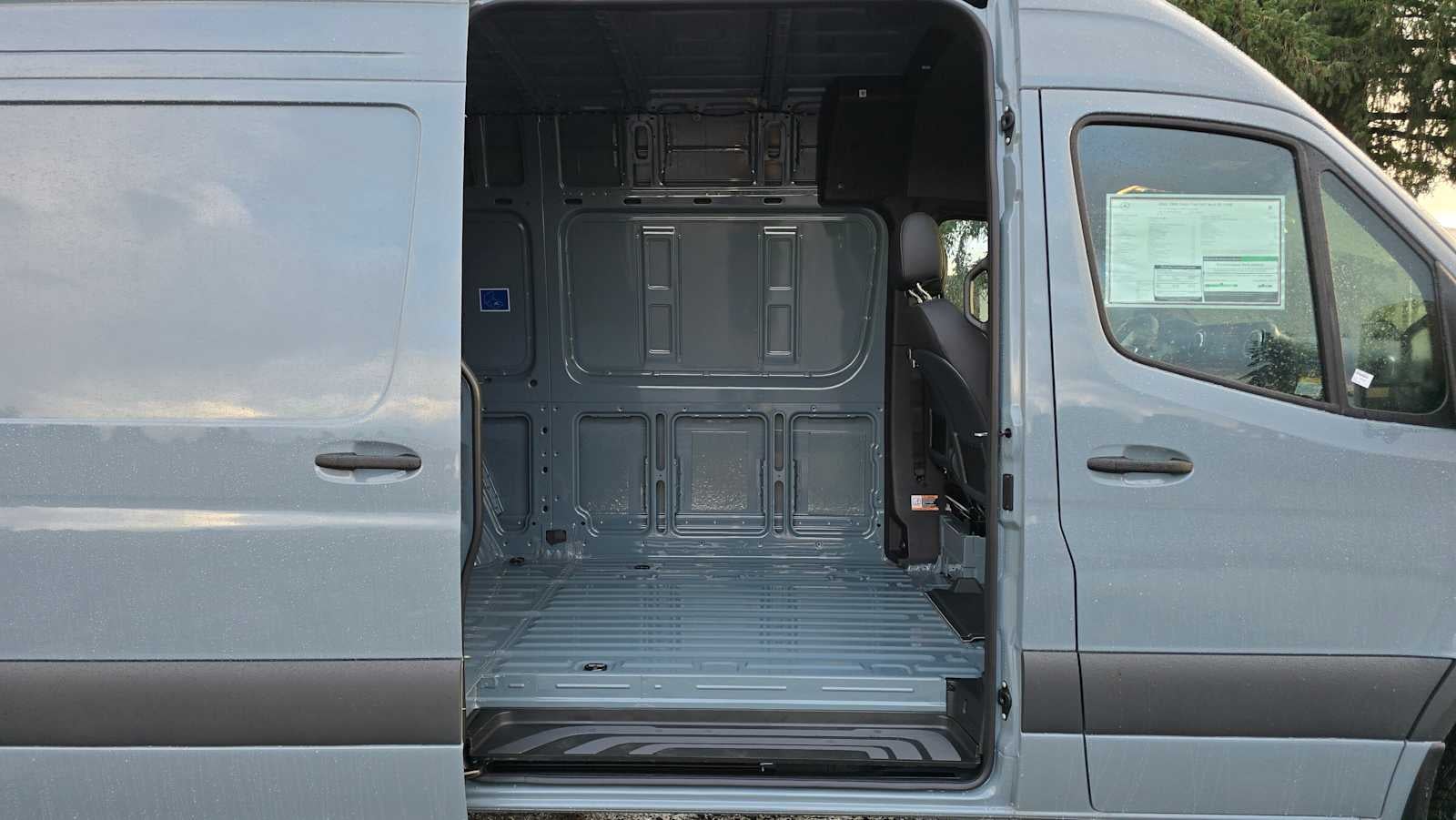 2026 Mercedes-Benz Sprinter 2500 Standard Roof I4 Diesel HO 144" AWD