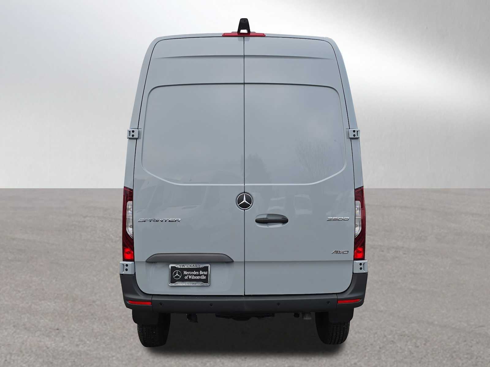 2026 Mercedes-Benz Sprinter 2500 Standard Roof I4 Diesel HO 144" AWD