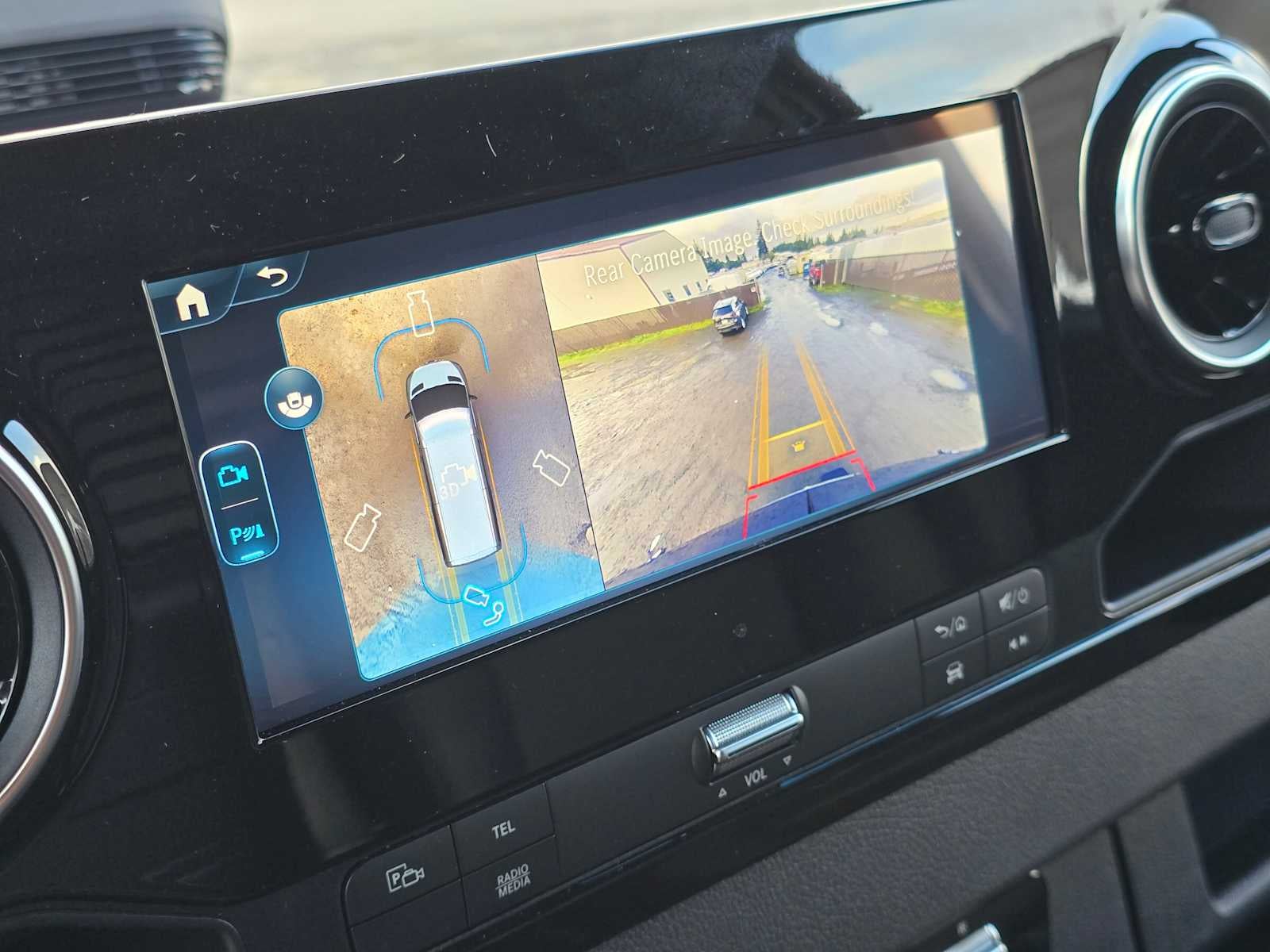 2025 Mercedes-Benz Sprinter 2500 Standard Roof I4 Diesel HO 144" AWD