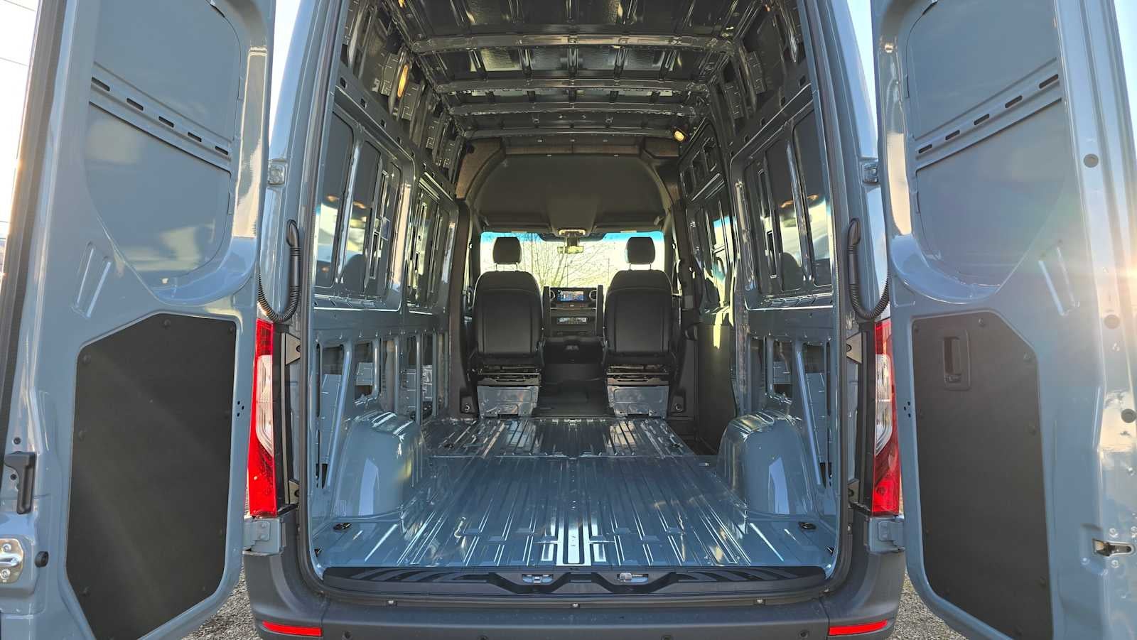 2026 Mercedes-Benz Sprinter 2500 Standard Roof I4 Diesel HO 144" AWD