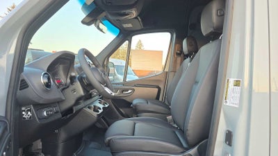 2026 Mercedes-Benz Sprinter 2500 Standard Roof I4 Diesel HO 144" AWD