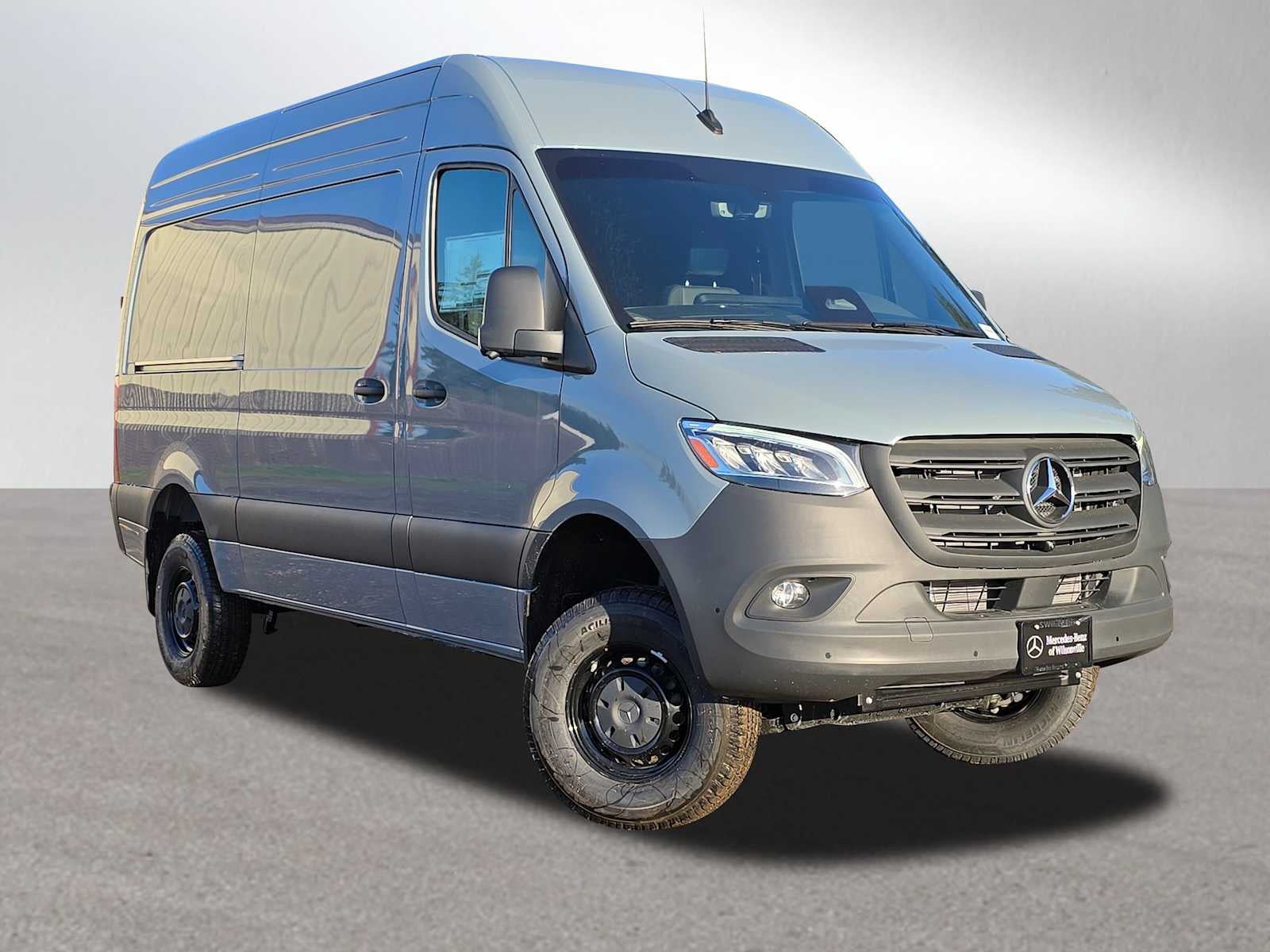 2026 Mercedes-Benz Sprinter 2500 Standard Roof I4 Diesel HO 144" AWD
