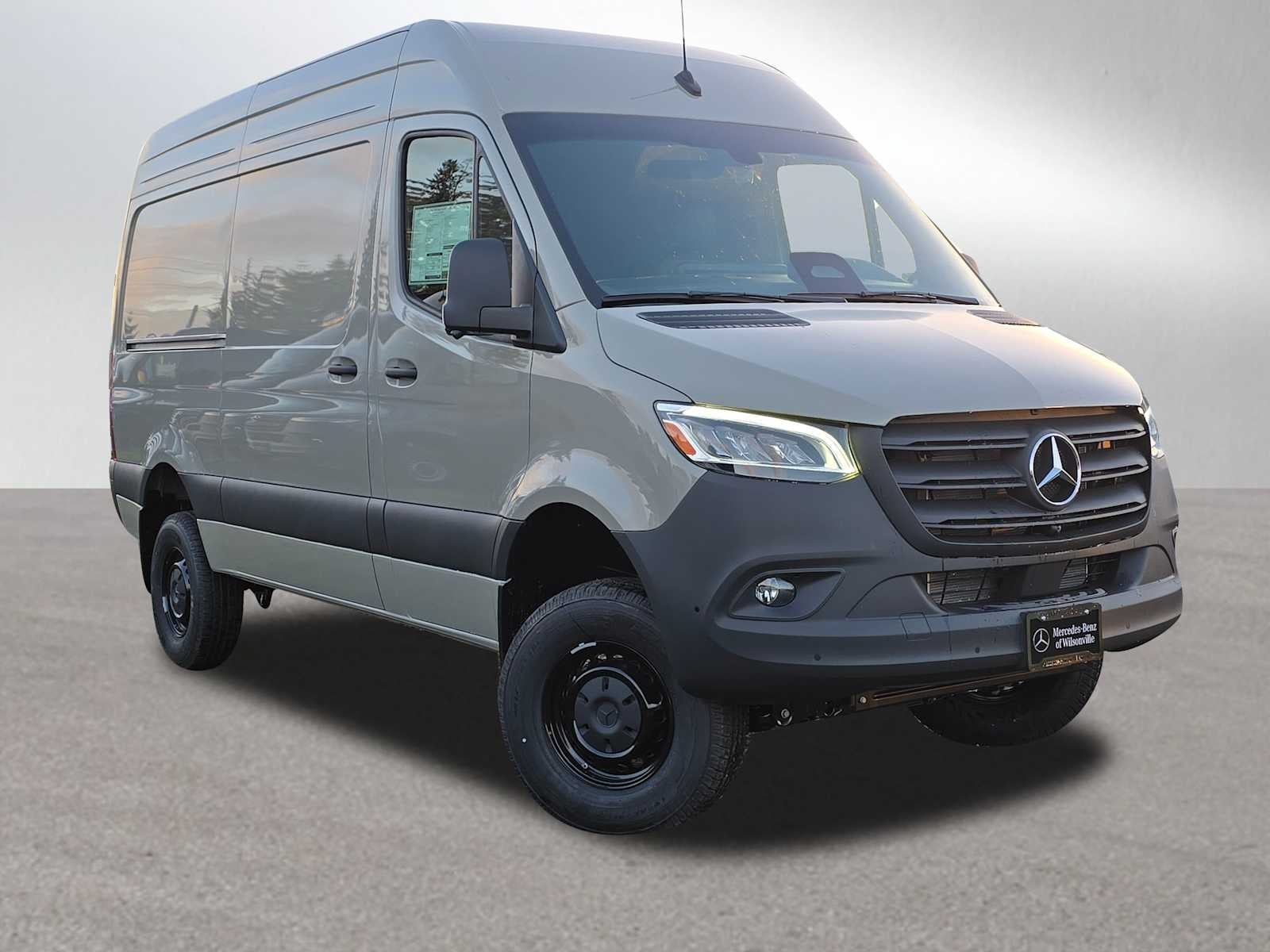 2026 Mercedes-Benz Sprinter 2500 Standard Roof I4 Diesel HO 144" AWD