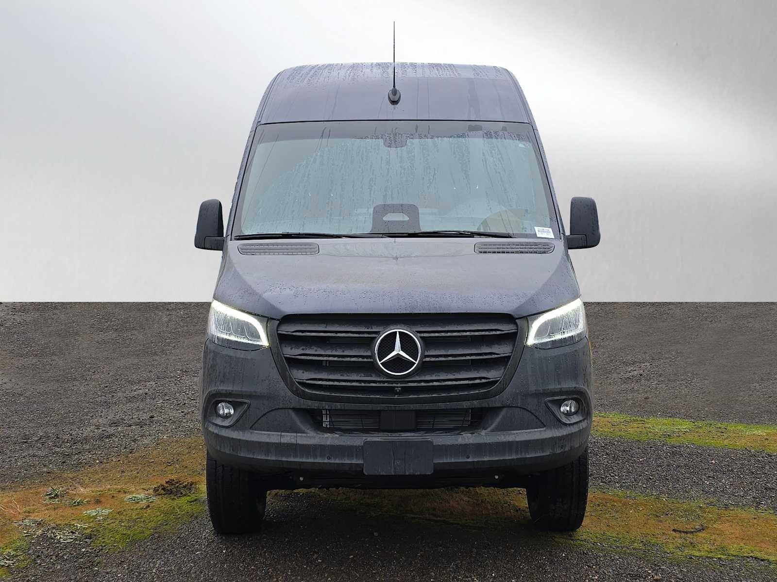 2026 Mercedes-Benz Sprinter 2500 Standard Roof I4 Diesel HO 144" AWD