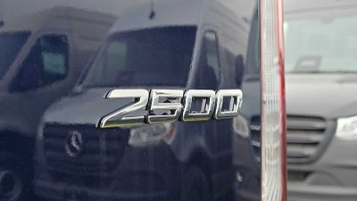 2026 Mercedes-Benz Sprinter 2500 High Roof I4 Diesel HO 170" AWD