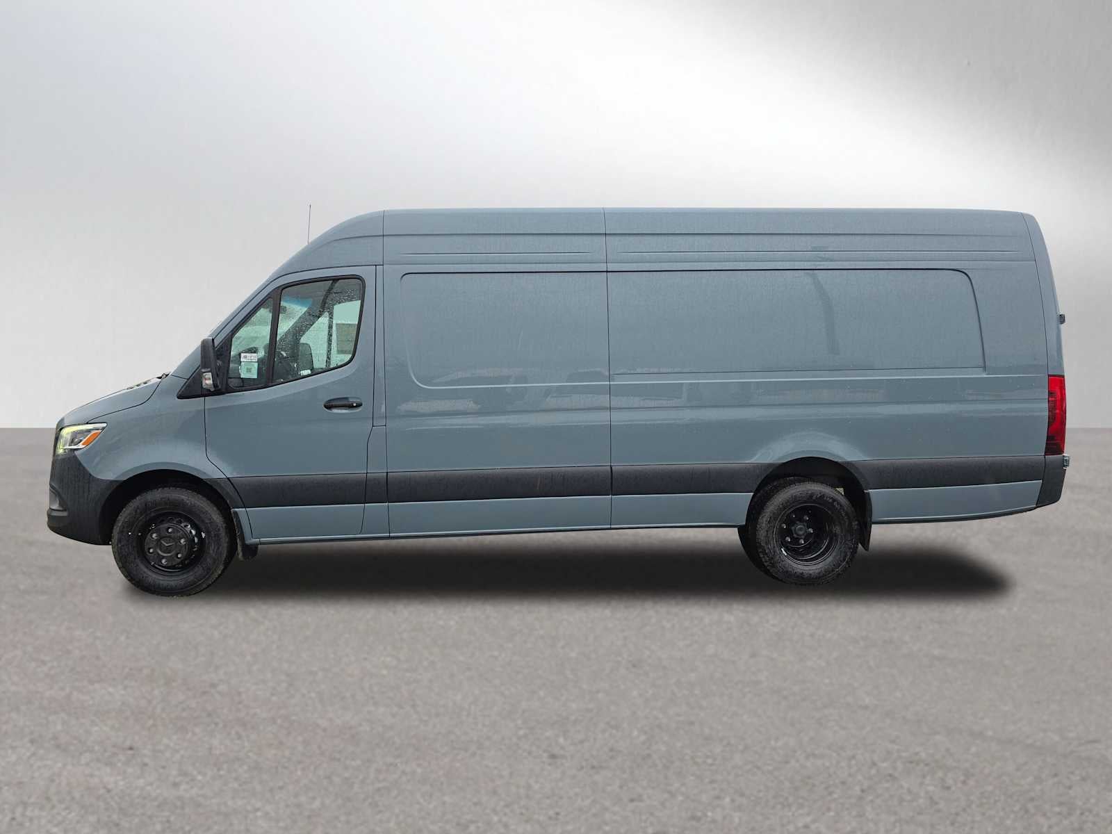 2026 Mercedes-Benz Sprinter 3500XD High Roof I4 Diesel HO 170" Extended RWD