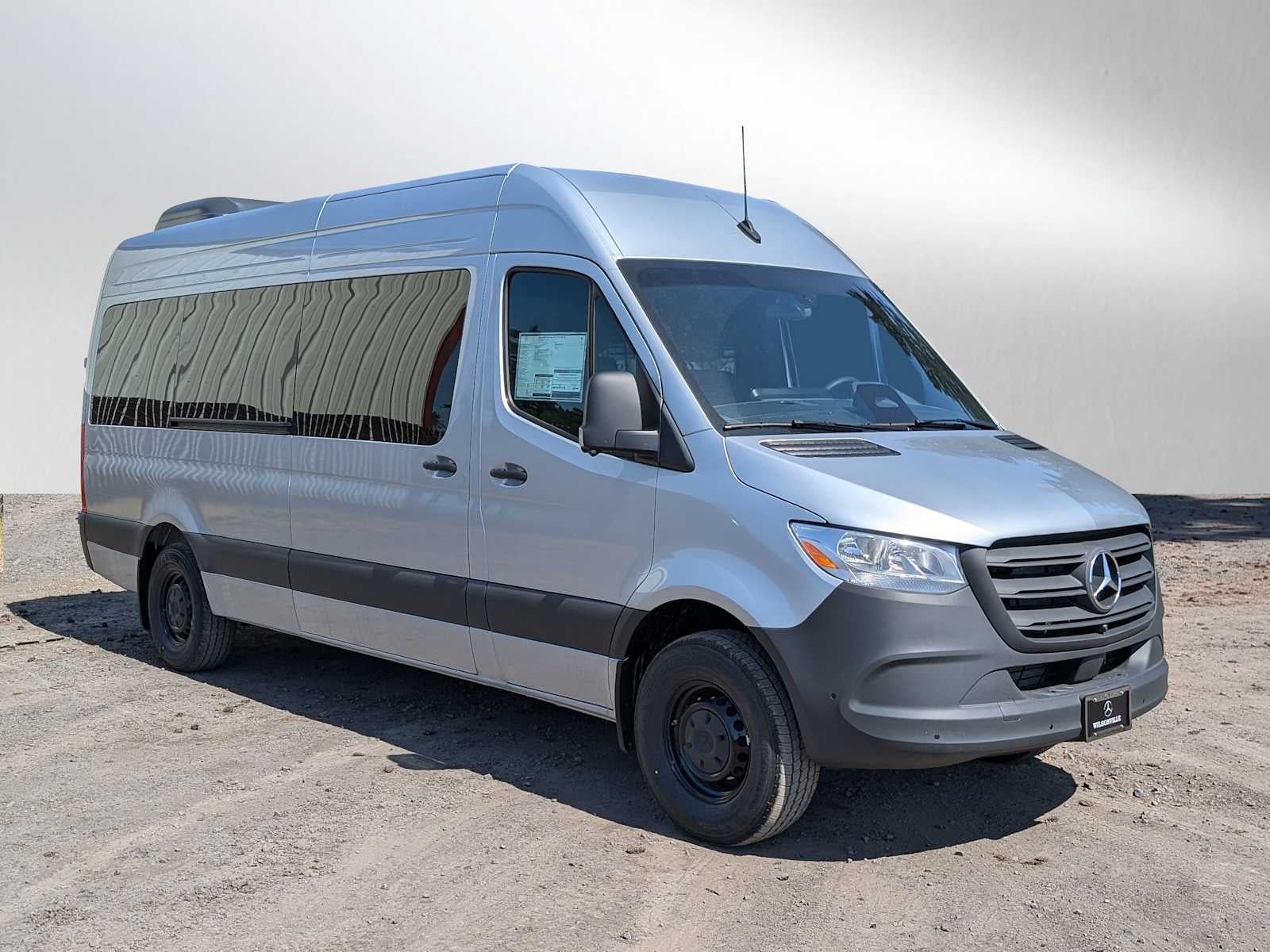 2025 Mercedes-Benz Sprinter 2500 High Roof I4 Diesel 170" RWD