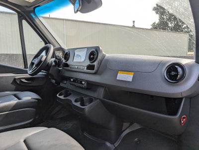 2024 Mercedes-Benz Sprinter 2500 Standard Roof I4 Diesel HO 144" RWD