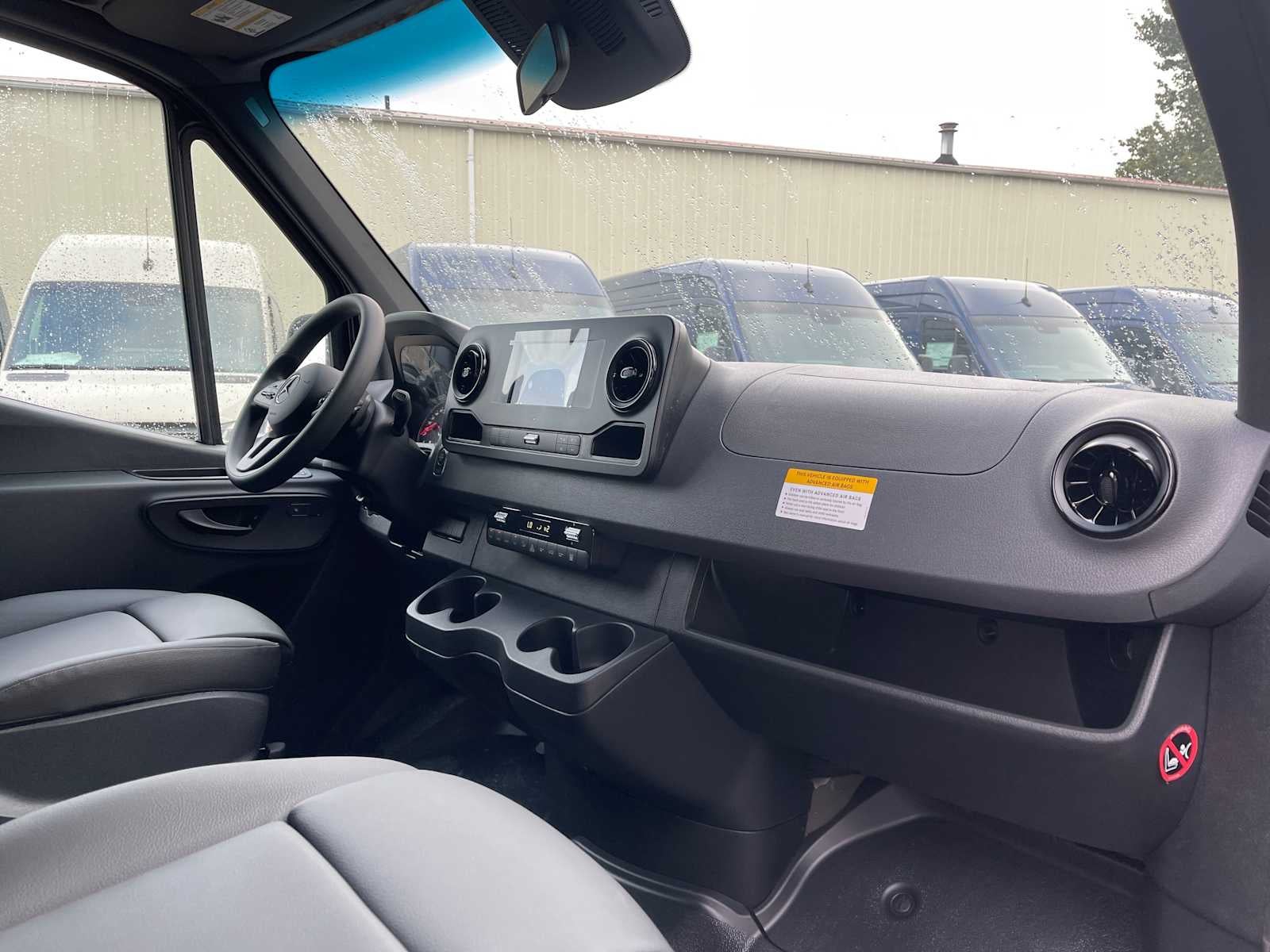 2024 Mercedes-Benz Sprinter 2500 Standard Roof I4 Diesel HO 144" RWD