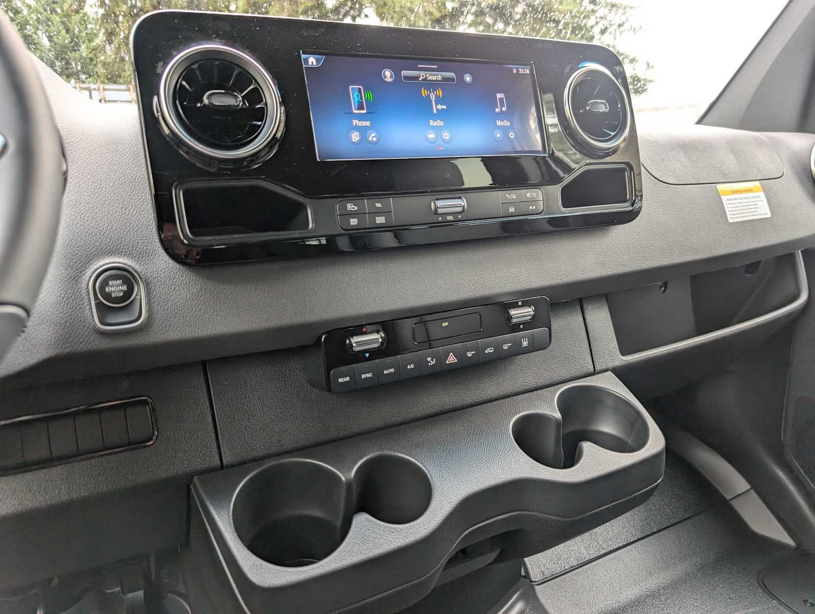 2025 Mercedes-Benz Sprinter 2500 Standard Roof I4 Diesel HO 144" RWD