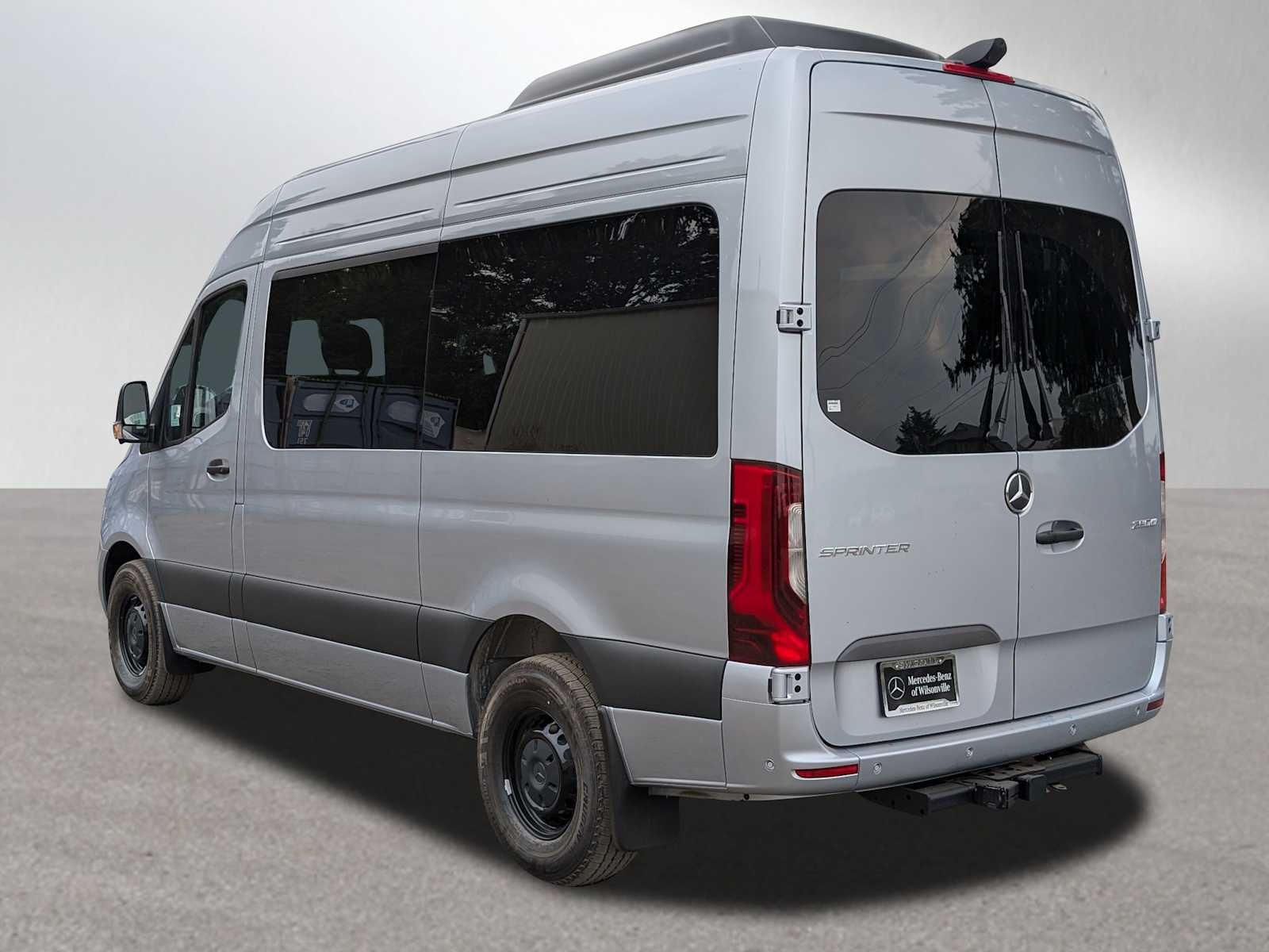 2025 Mercedes-Benz Sprinter 2500 Standard Roof I4 Diesel HO 144" RWD
