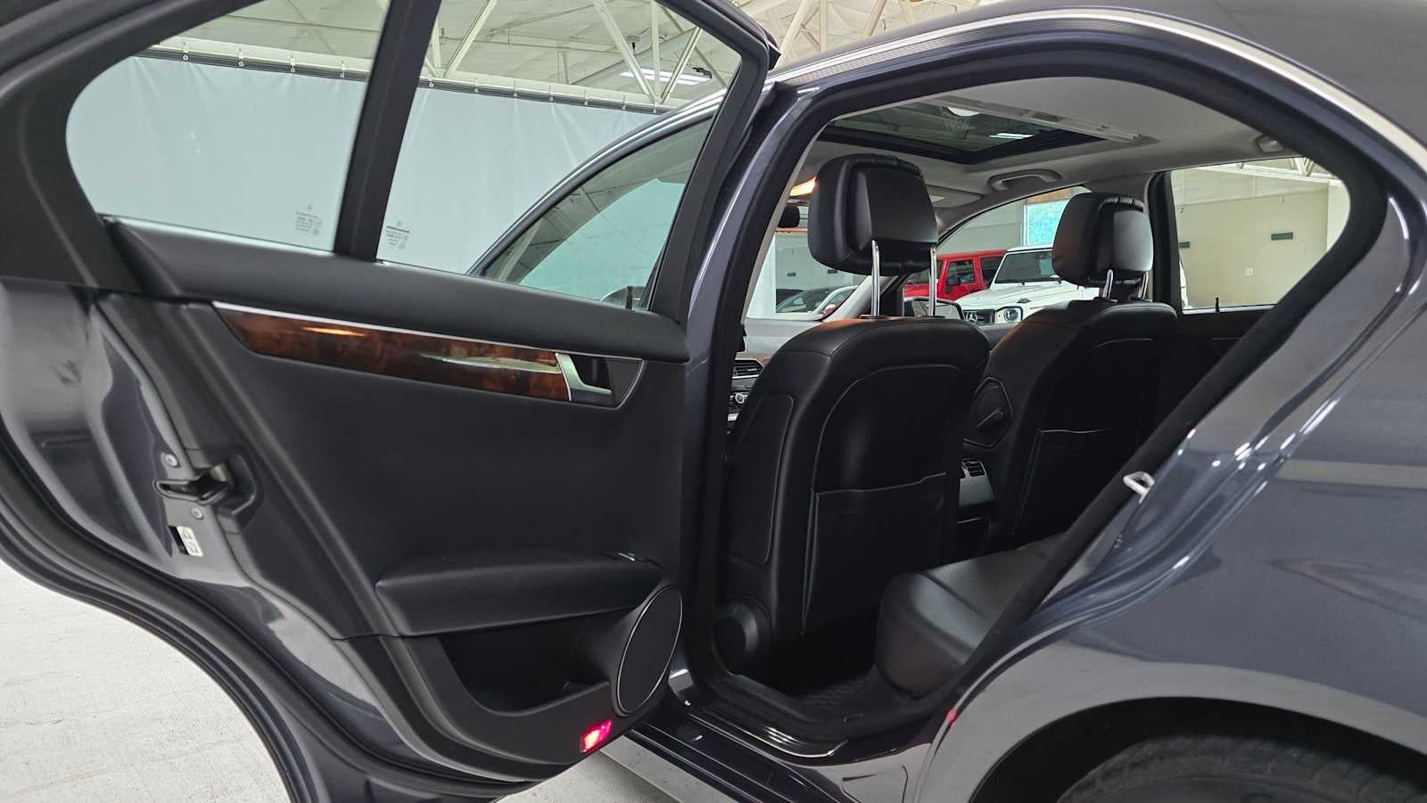 2013 Mercedes-Benz C 300 4dr Sdn 4MATIC®