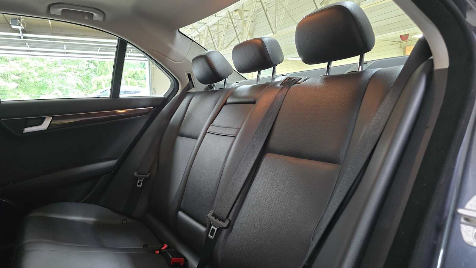 2013 Mercedes-Benz C 300 4dr Sdn 4MATIC®
