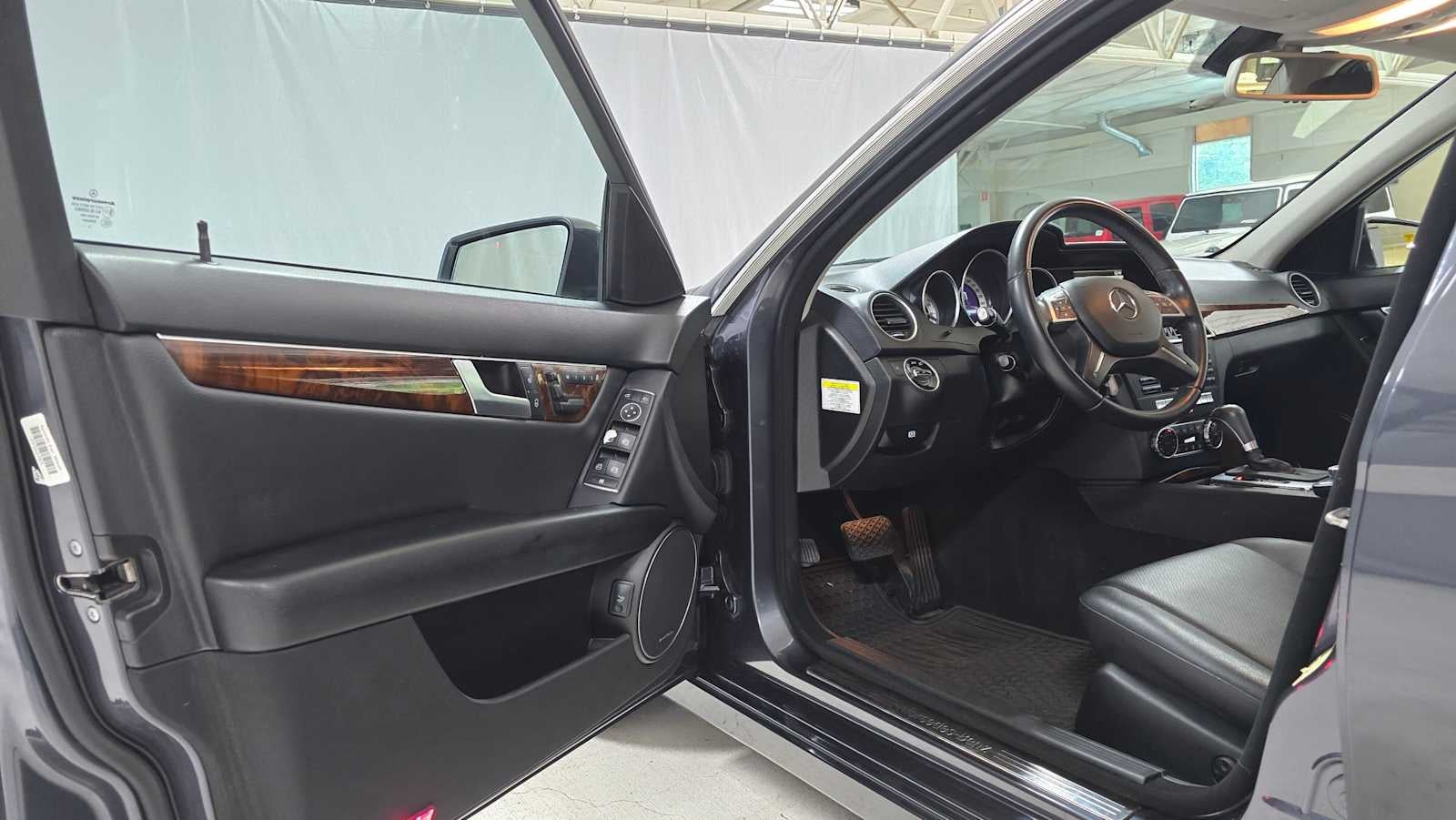 2013 Mercedes-Benz C 300 4dr Sdn 4MATIC®