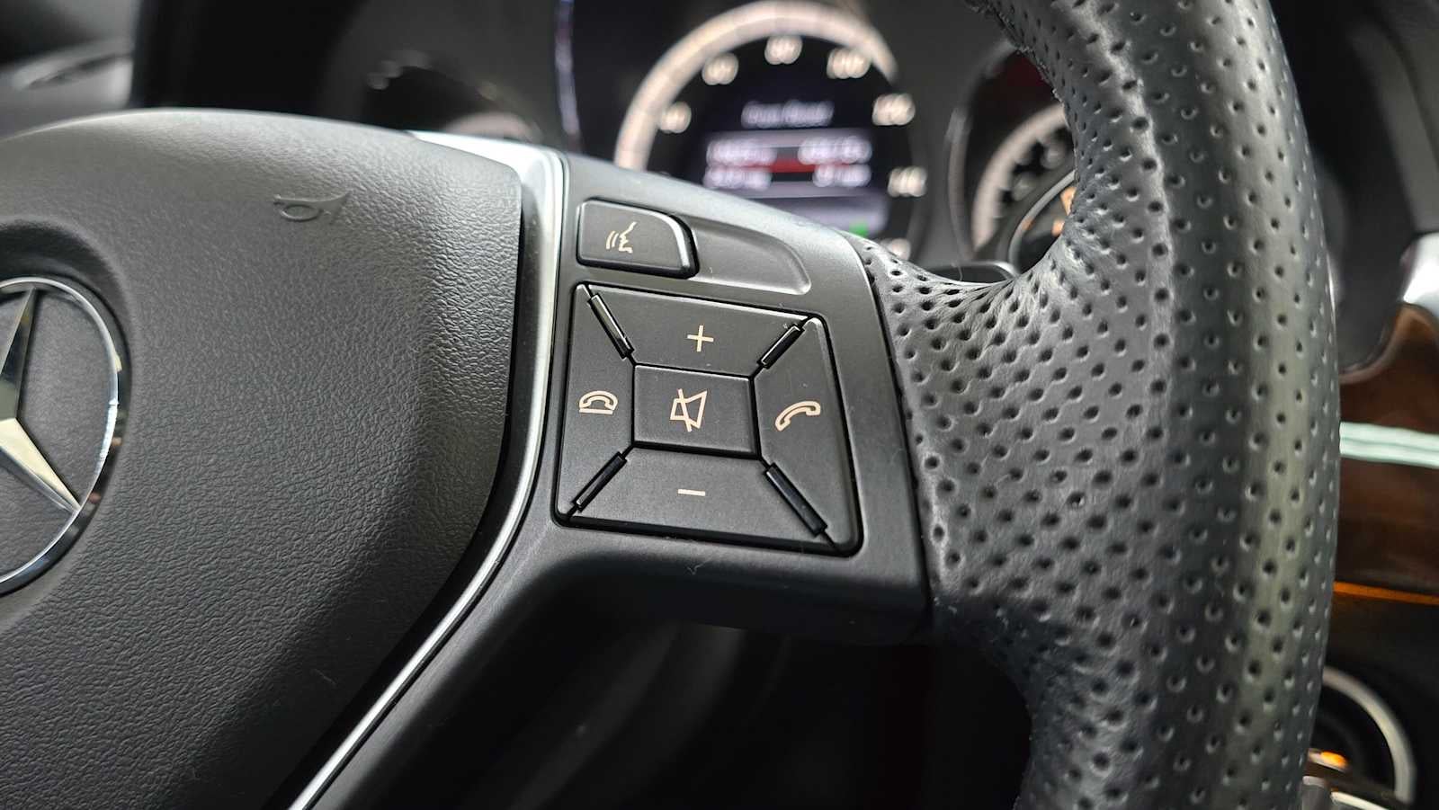 2013 Mercedes-Benz E 350 4dr Sdn 4MATIC®