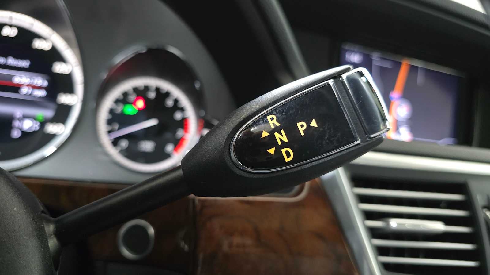 2013 Mercedes-Benz E 350 4dr Sdn 4MATIC®