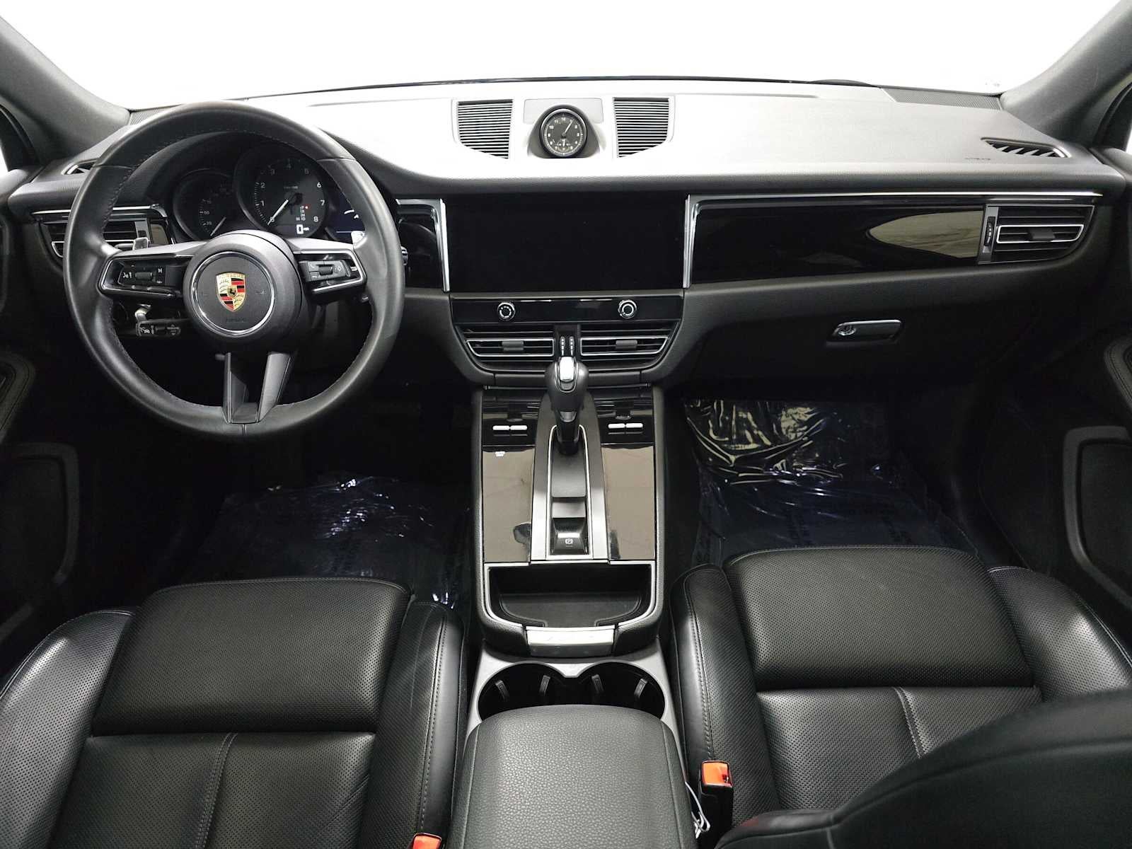 2025 Porsche Macan AWD