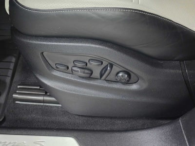 2024 Porsche Cayenne S