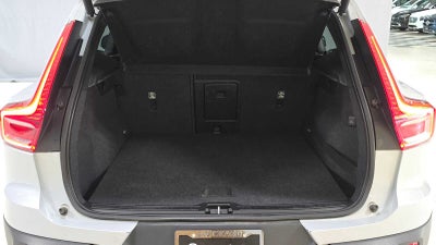 2020 Volvo XC40 Momentum