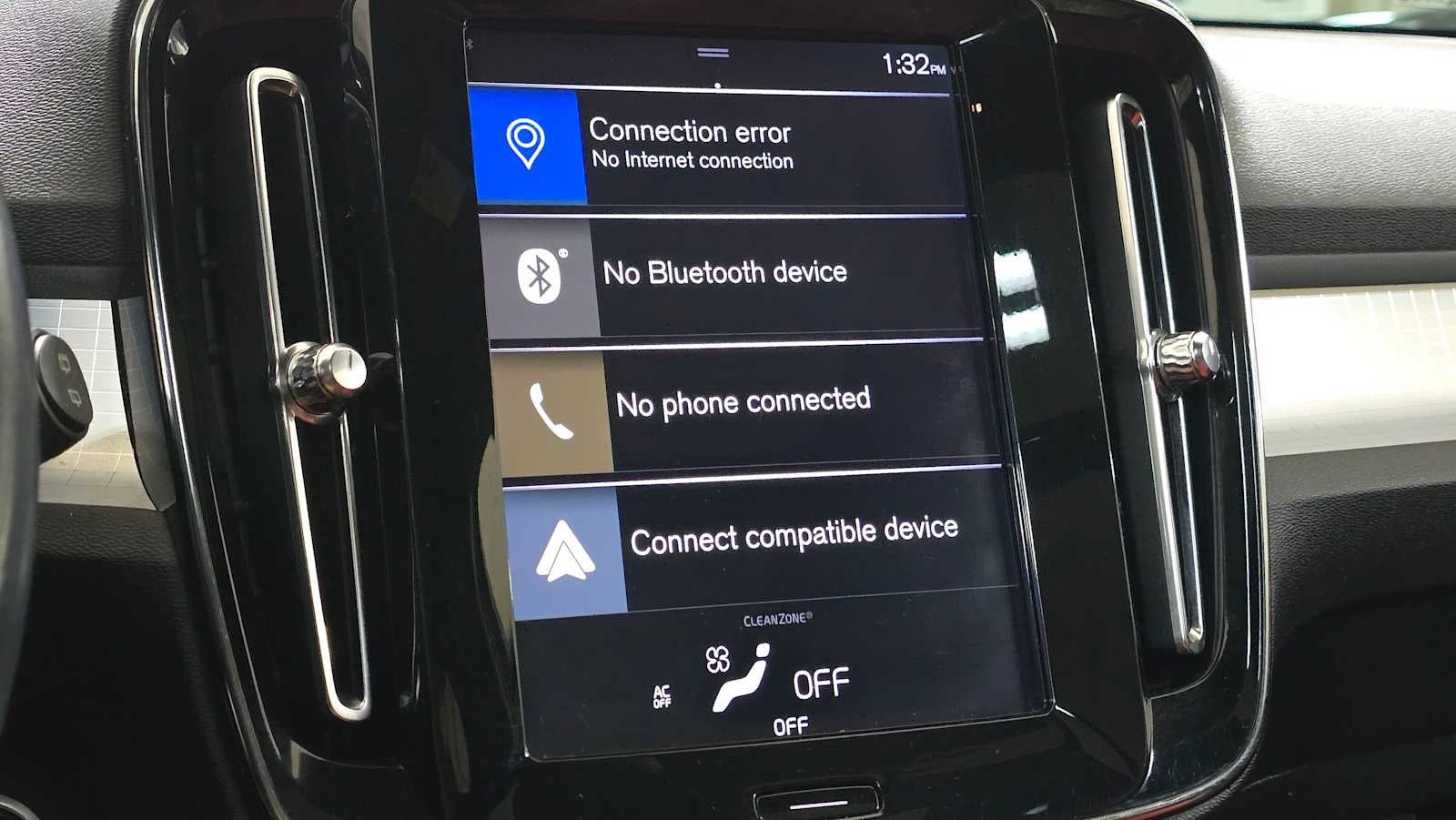 2020 Volvo XC40 Momentum