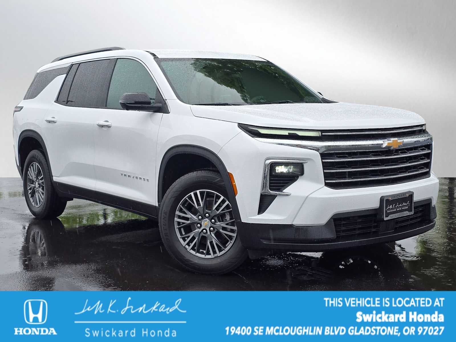 2024 Chevrolet Traverse FWD LT
