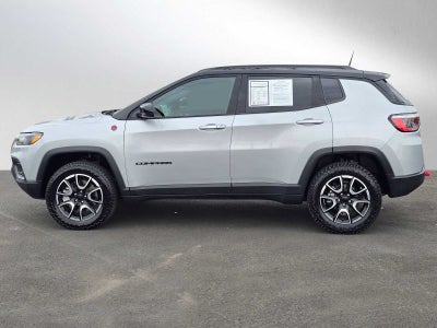 2024 Jeep Compass Trailhawk