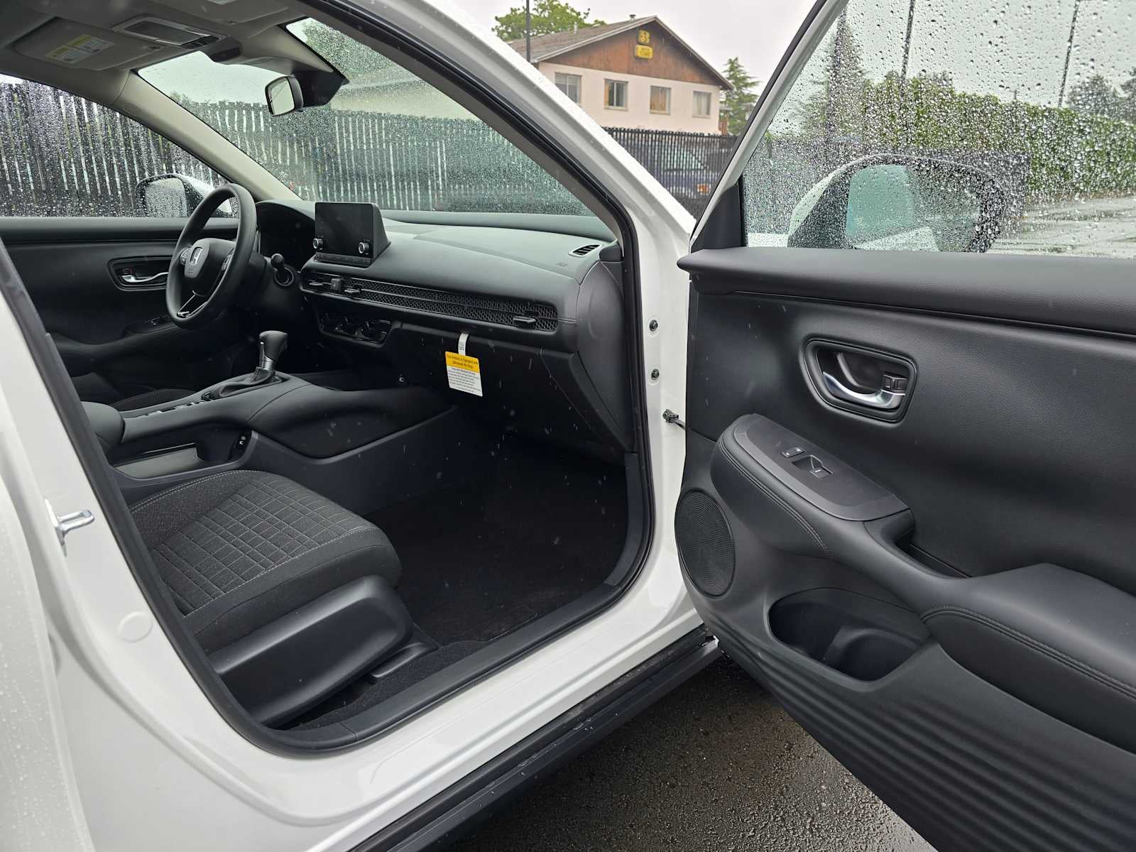2025 Honda HR-V LX