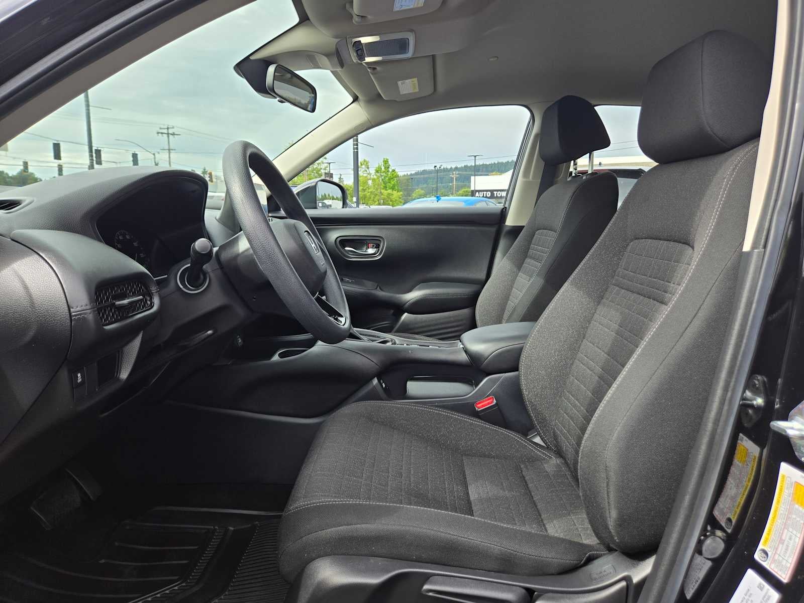 2023 Honda HR-V LX