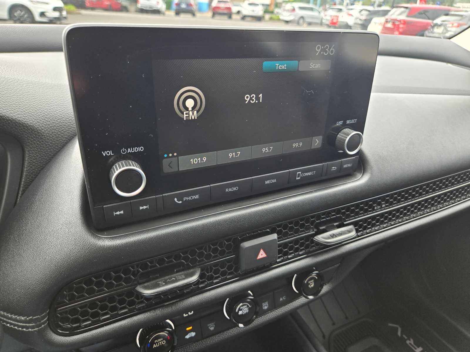 2023 Honda HR-V LX