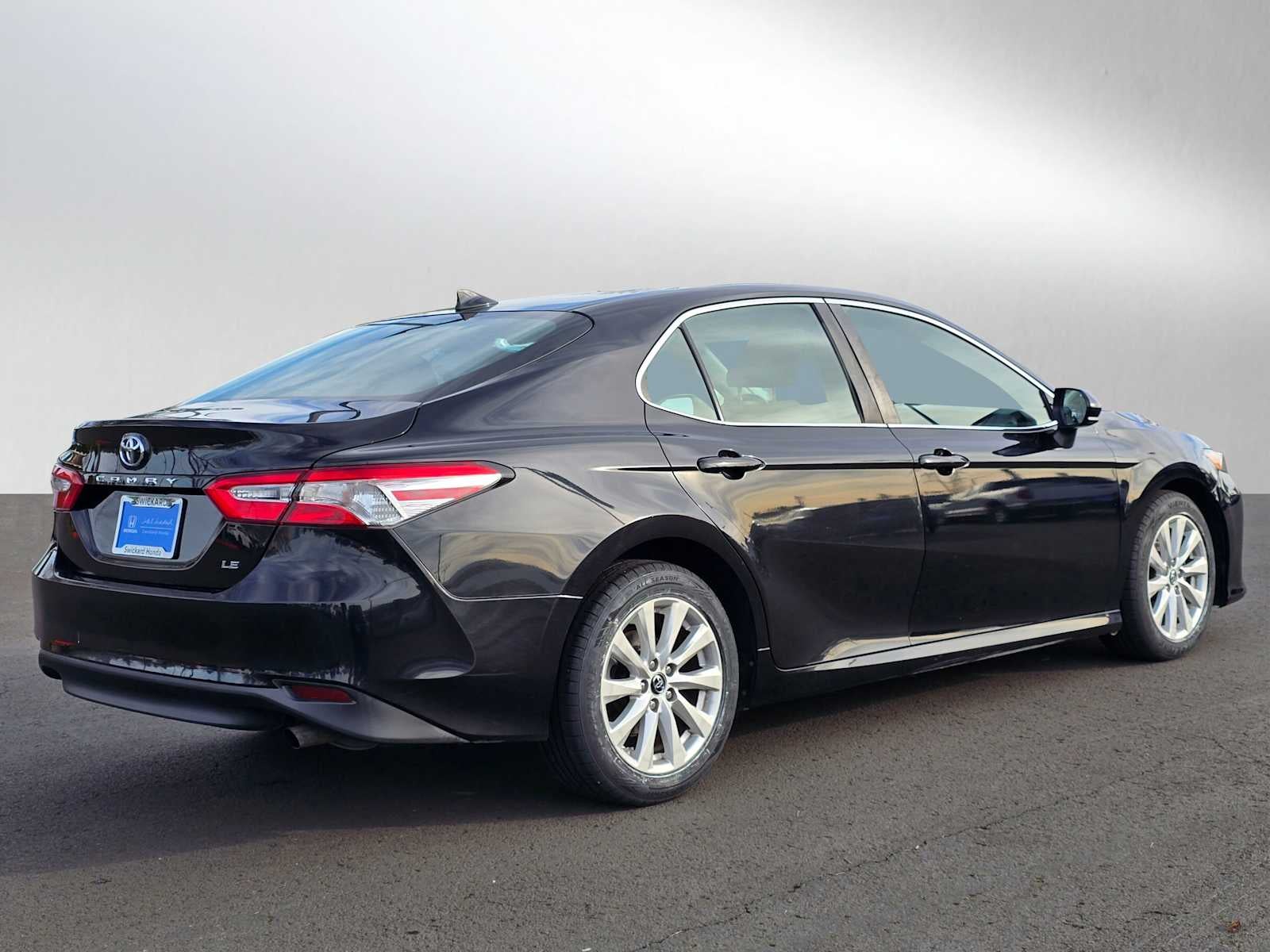 2019 Toyota Camry LE