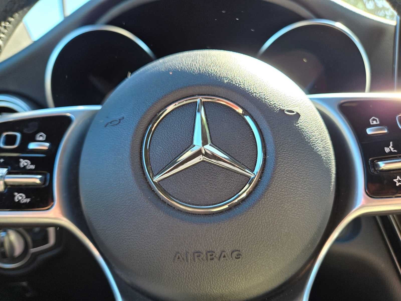 2020 Mercedes-Benz GLC 300 GLC 300
