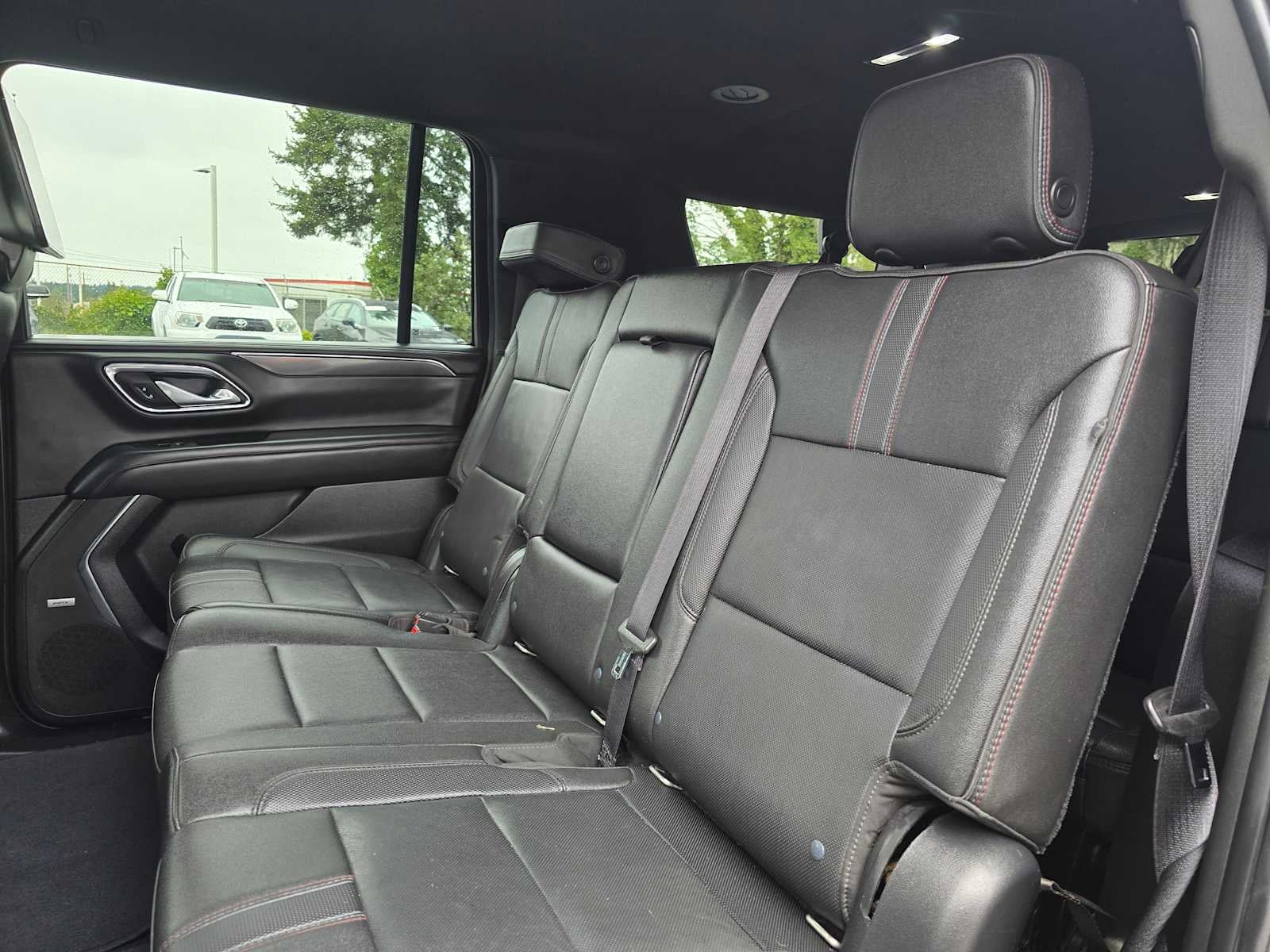 2021 Chevrolet Suburban RST