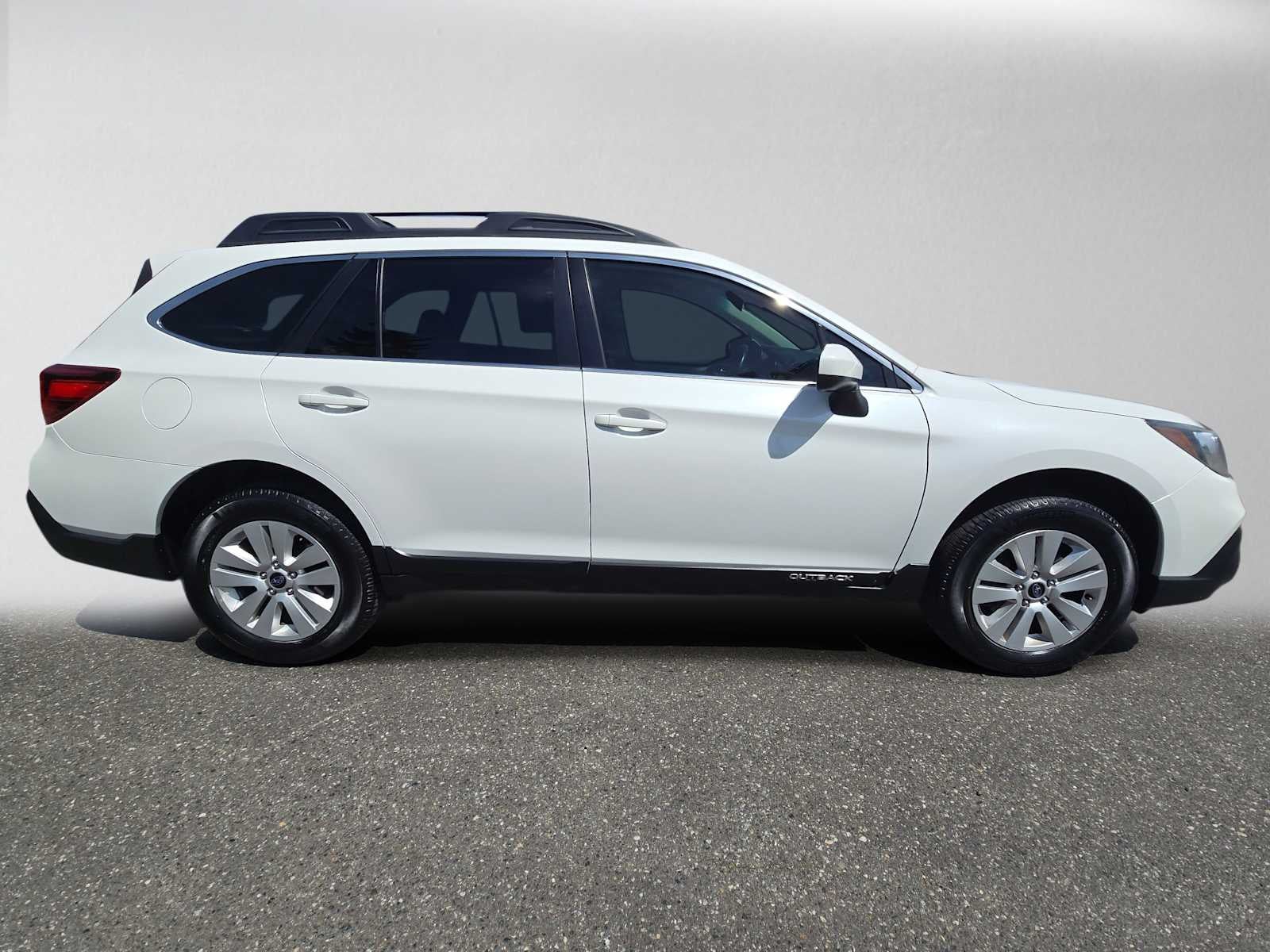 2018 Subaru Outback Premium