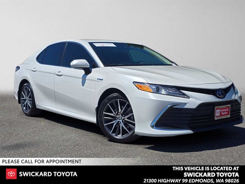 2021 Toyota Camry Hybrid XLE