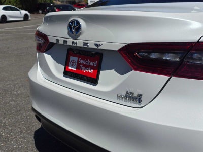 2021 Toyota Camry Hybrid XLE