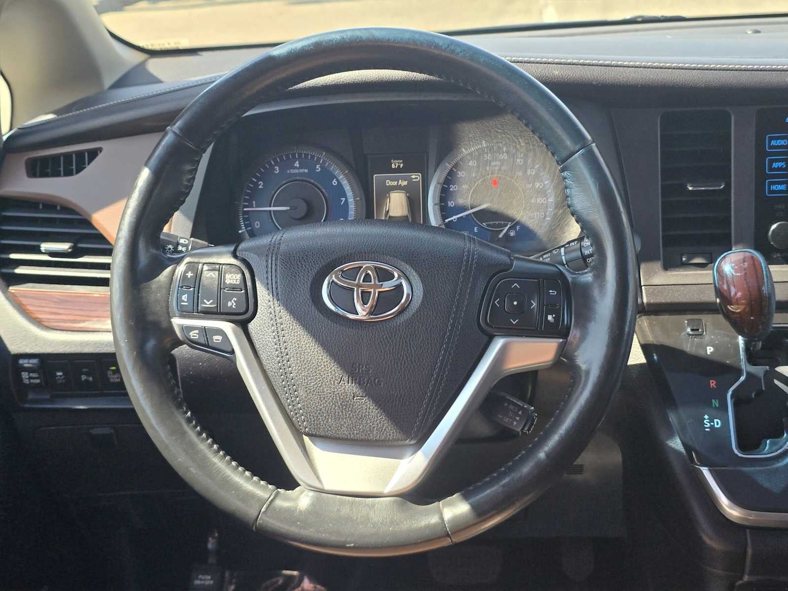 2015 Toyota Sienna Ltd