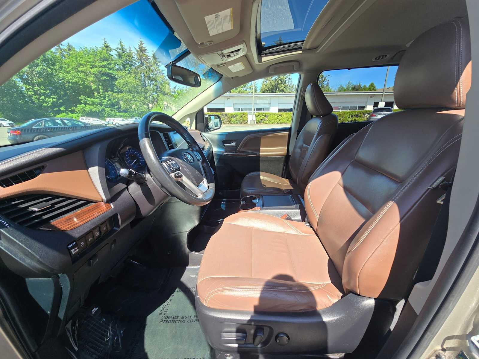 2015 Toyota Sienna Ltd