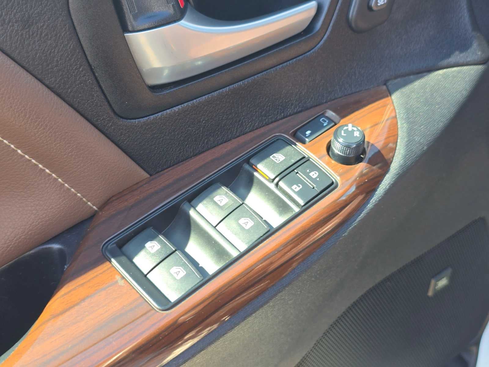2015 Toyota Sienna Ltd