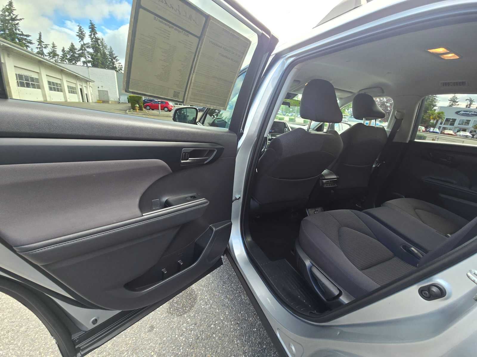 2023 Toyota Highlander LE