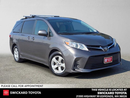 2018 Toyota Sienna LE